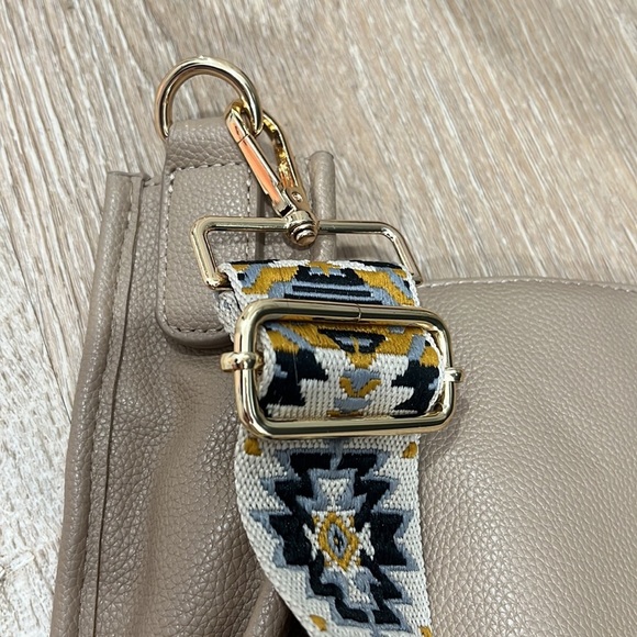 AHDORNED Vegan Tan Pebble grain crossbody purse + Embroidered Aztec print Strap - Picture 8 of 11